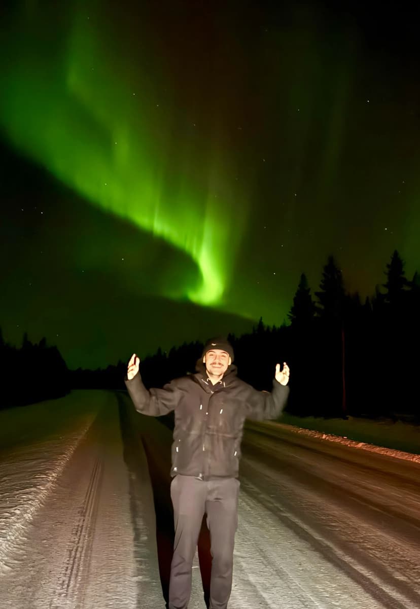 Alan, your local guide underneath stunning auroras.